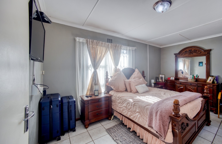 3 Bedroom Property for Sale in Amalinda Eastern Cape